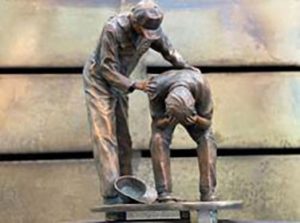 CGC now features this Robert Fletcher bronze of caddie Carl Jackson consoling an emotional Ben Crenshaw after his 1995 Masters win.